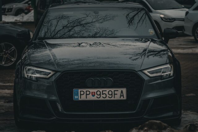 Profesjonalne auto-detailing: Folia PPF, zmiana koloru i przyciemnianie szyb