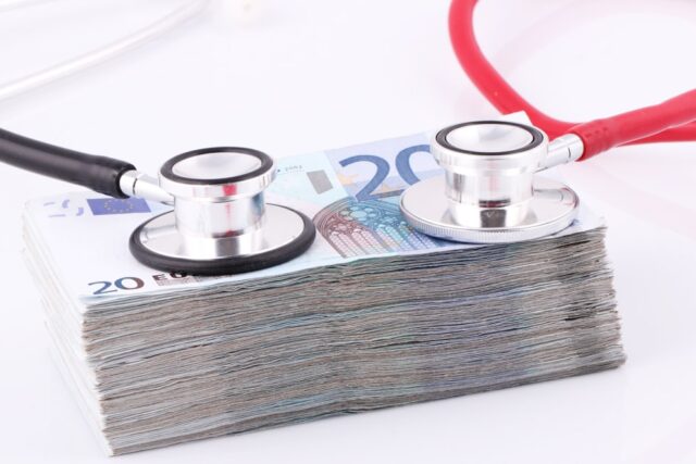 Reformy zdrowotne międzynarodowe: wyzwania i perspektywy